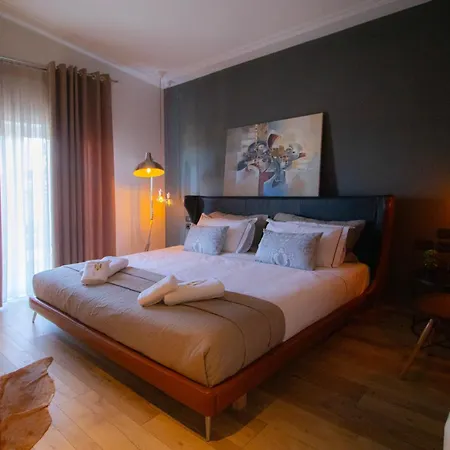 Elite Luxury Boutique 4* Fier