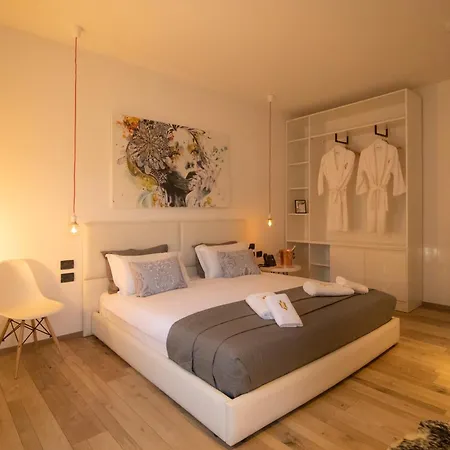 Elite Luxury Boutique 4* Fier