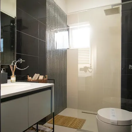 Elite Luxury Boutique Hotel