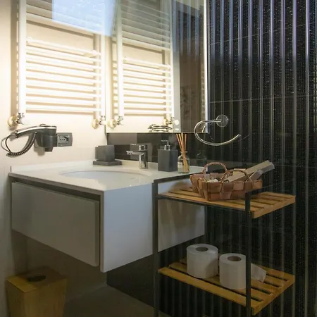 Hotel Elite Luxury Boutique 4*