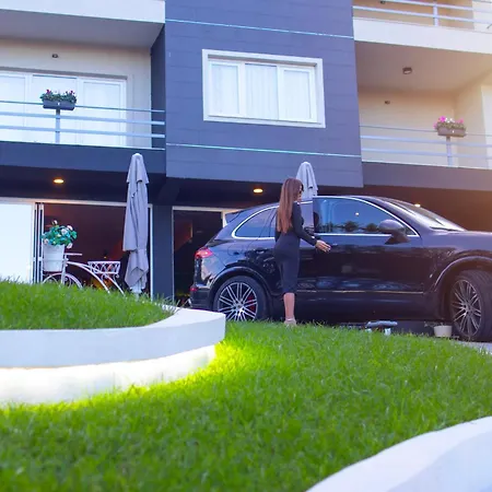 Elite Luxury Boutique