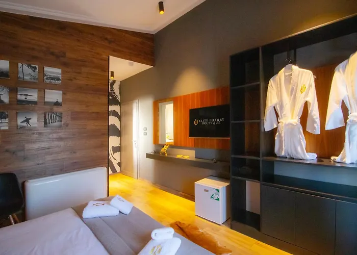 Elite Luxury Boutique 费里