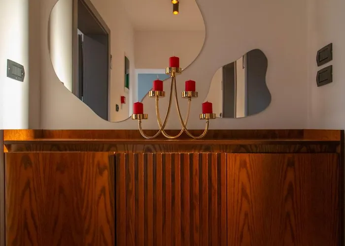 Elite Luxury Boutique 费里