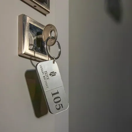 Elite Luxury Boutique Φιέρι