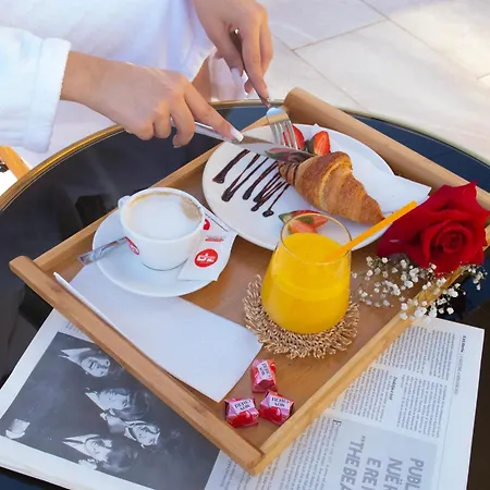 Elite Luxury Boutique 4*