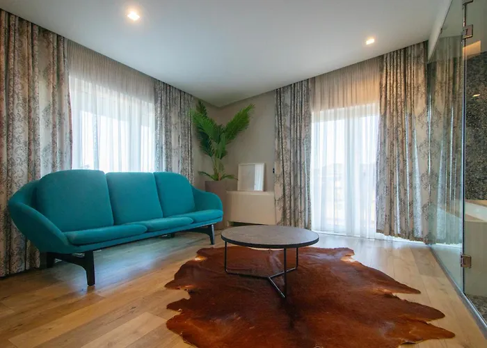 Elite Luxury Boutique Hotel 4*