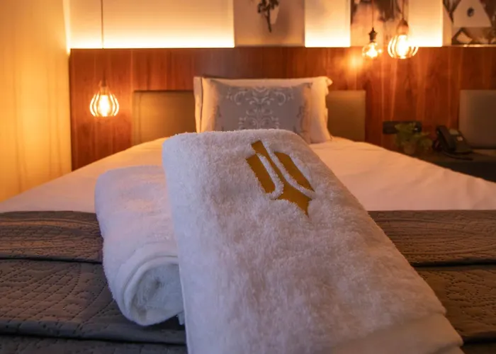 Elite Luxury Boutique Hotel