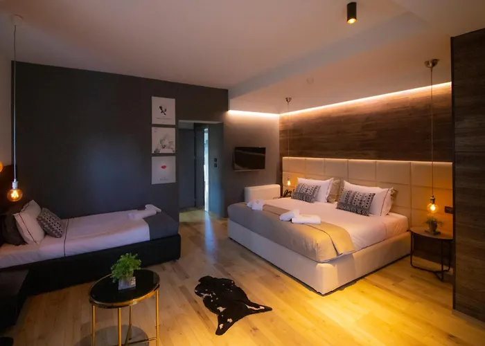 Elite Luxury Boutique 4* Fier