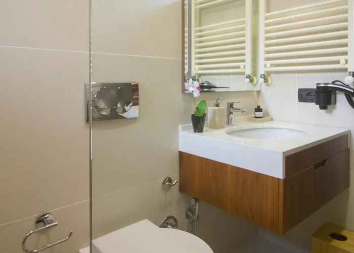 Elite Luxury Boutique فندق فيير