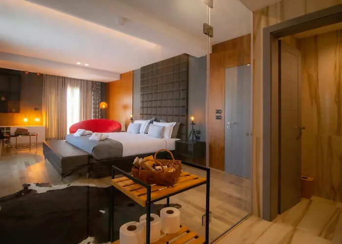 Hotel Elite Luxury Boutique 4*