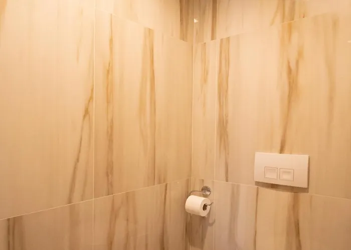 فندق Elite Luxury Boutique 4*